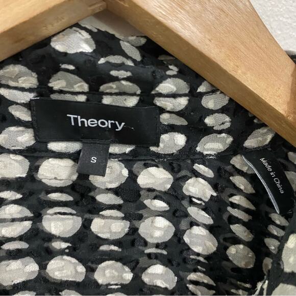 Theory Silk Blend Sheer Weekender Shirt Broken Oval Print Long Sleeve Sz S - Picture 4 of 12